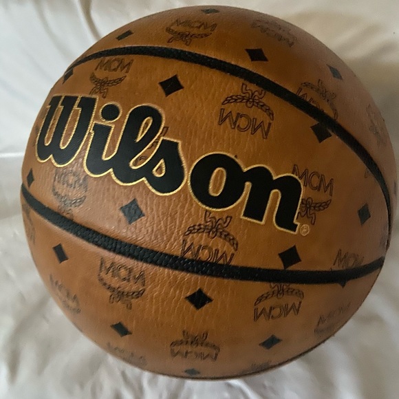Wilson mcm basketball Clearance